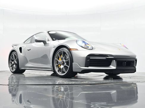 Certified 2021 Porsche 911 Turbo S AWD/4WD image 33