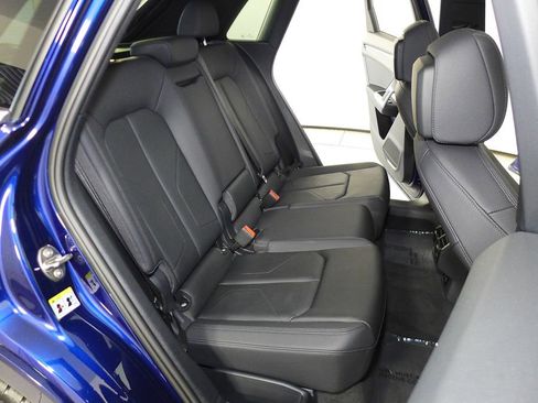 Used 2022 Audi Q3 2.0T Premium w/ Convenience Package image 20