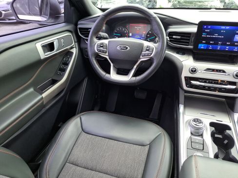 Used 2022 Ford Explorer Timberline image 9