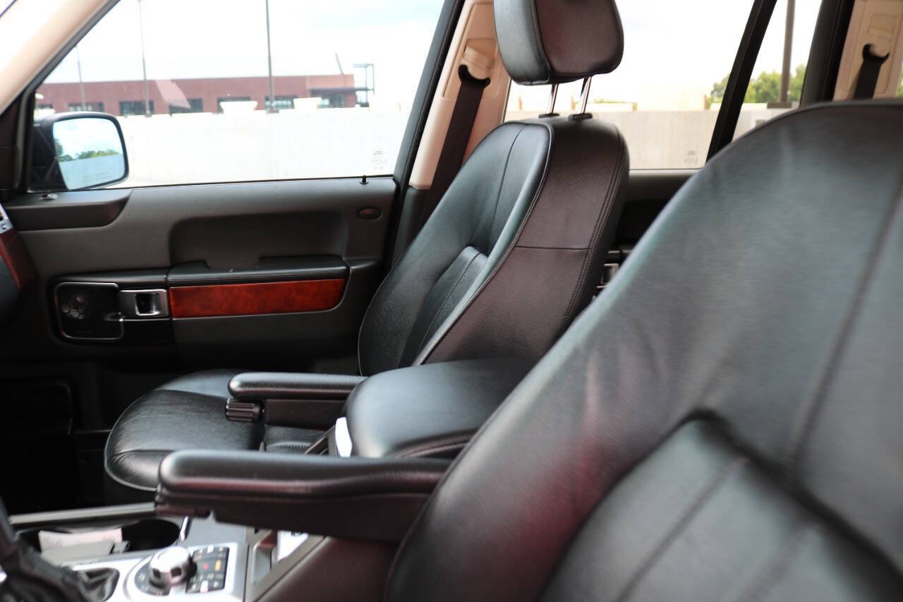 Used 2011 Land Rover Range Rover HSE AWD/4WD image 21