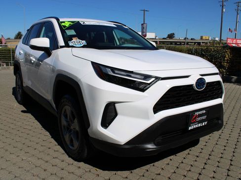 Used 2024 Toyota RAV4 LE AWD/4WD image 1