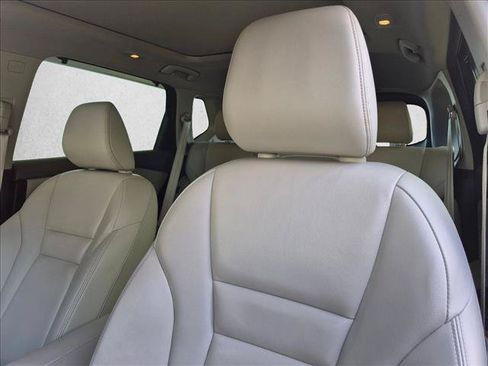 Used 2023 Nissan Rogue SL w/ SL Premium Package FWD image 5