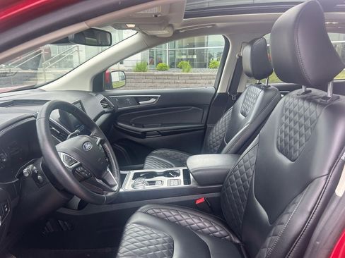 Used 2024 Ford Edge Titanium AWD/4WD image 10