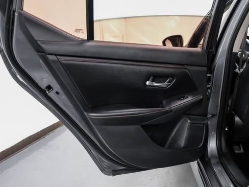 Used 2020 Nissan Sentra SR w/ Lighting Package image 46