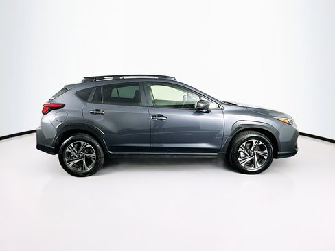 Used 2024 Subaru Crosstrek 2.0i Premium image 10