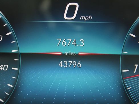 Certified 2021 Mercedes-Benz CLA 250 image 30