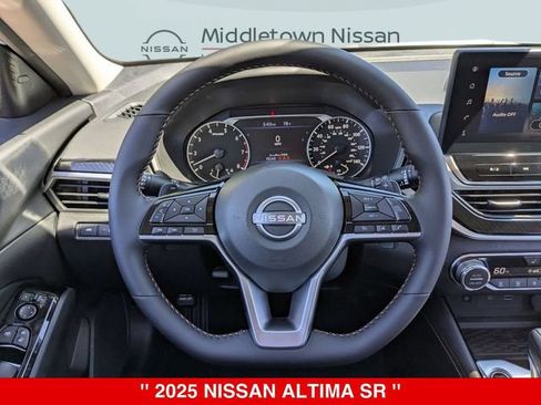 New 2025 Nissan Altima 2.5 SR w/ SR Premium Package FWD image 13
