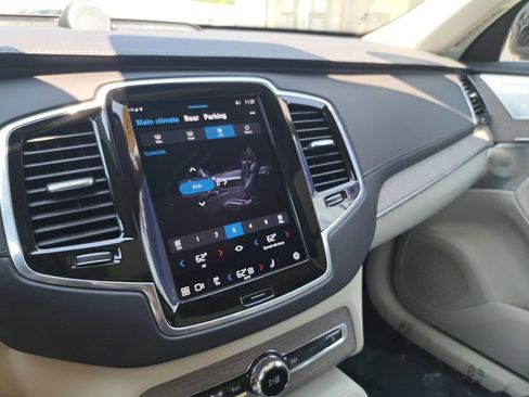 Used 2023 Volvo XC90 T8 Ultimate w/ Protection Package Premier image 11