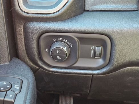 New 2026 RAM 2500 Tradesman AWD/4WD image 18