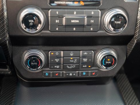 Used 2020 Ford F150 Lariat w/ Equipment Group 502A Luxury image 33