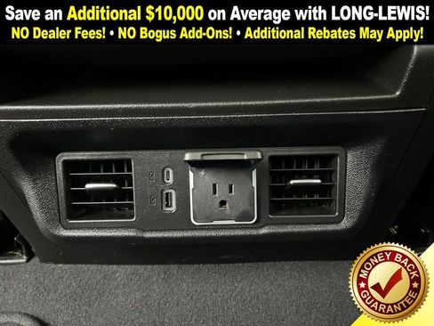 Used 2024 GMC Sierra 1500 SLT image 30