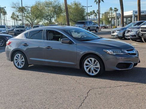 Certified 2018 Acura ILX image 9