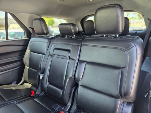Used 2024 Ford Explorer XLT w/ Equipment Group 202A image 16