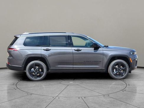 New 2026 Jeep Grand Cherokee L Limited AWD/4WD image 13