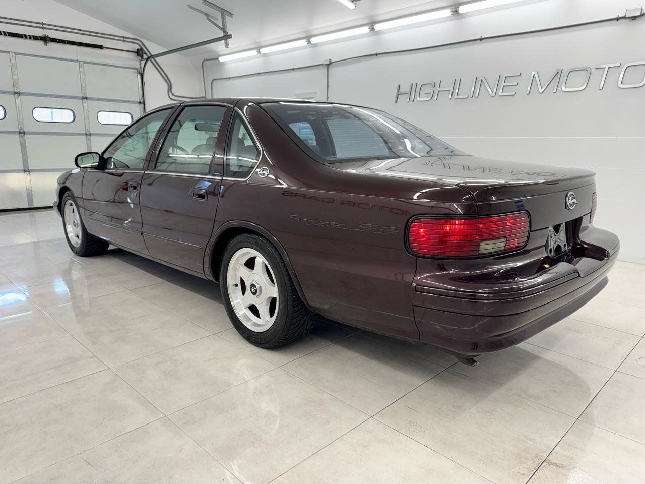 Used 1996 Chevrolet Impala SS RWD image 8