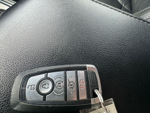 Used 2020 Ford Expedition XLT w/ Equipment Group 202A RWD image 51