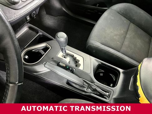 Used 2018 Toyota RAV4 XLE AWD/4WD image 16