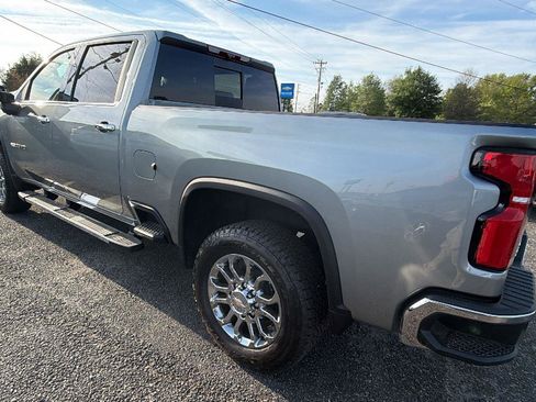 New 2026 Chevrolet Silverado 2500 LTZ w/ LTZ Premium Package AWD/4WD image 7