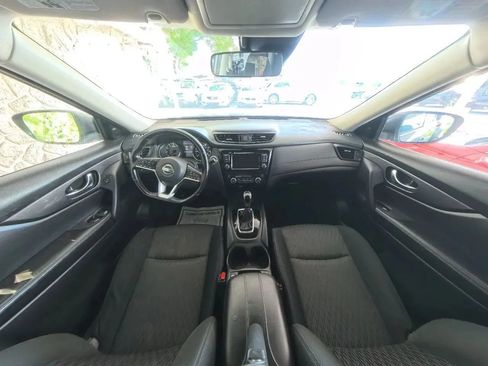 Used 2020 Nissan Rogue SV AWD/4WD image 30