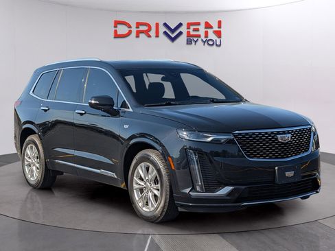 Used 2023 Cadillac XT6 Luxury image 7