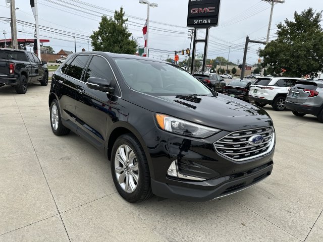 Used 2024 Ford Edge Titanium w/ Class II Trailer Tow Package AWD/4WD image 11