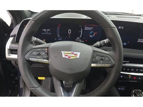 Used 2024 Cadillac XT4 Sport image 9