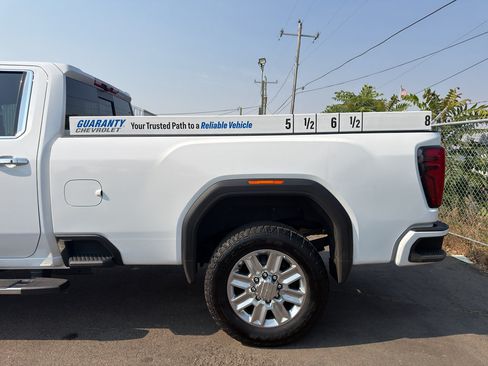 Used 2024 GMC Sierra 3500 Denali w/ Denali Reserve Package AWD/4WD image 25