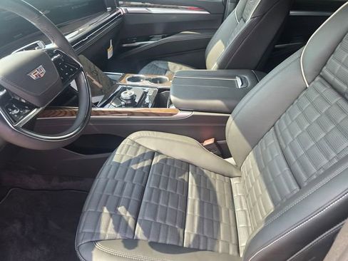 New 2026 Cadillac Escalade Platinum Sport AWD/4WD image 21