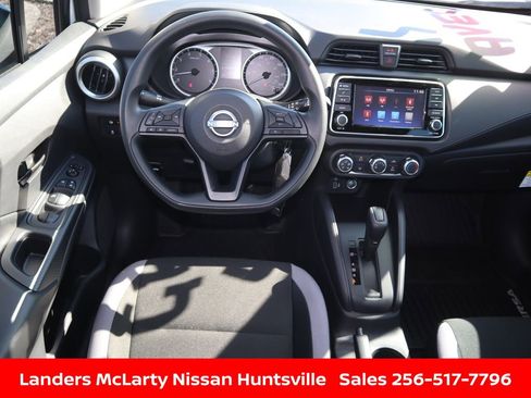 Used 2025 Nissan Versa S w/ Trunk Package image 15