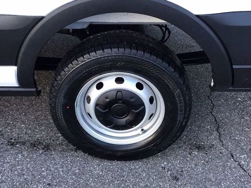 New 2026 Ford Transit 150 148 Medium Roof w/ Load Area Protection Package image 13