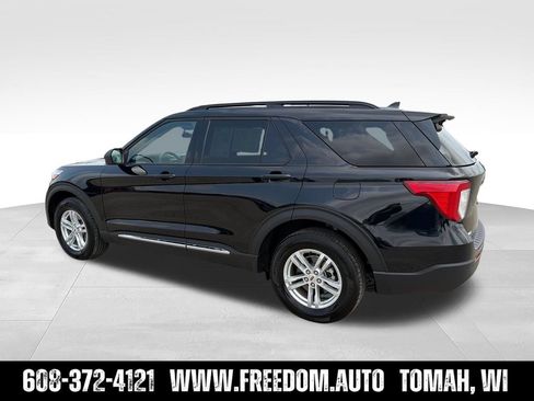 Used 2024 Ford Explorer XLT w/ Equipment Group 202A AWD/4WD image 4