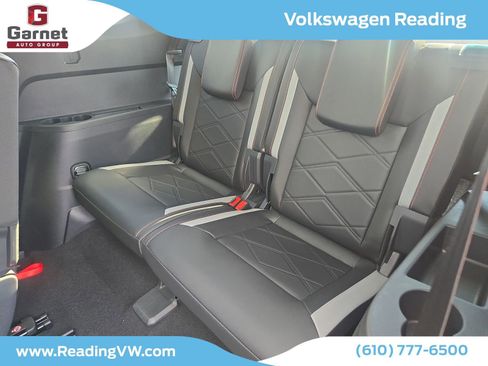 New 2026 Volkswagen Atlas Peak Edition image 15