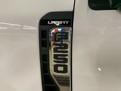 New 2026 Ford F250 Lariat w/ Chrome Package AWD/4WD image 15