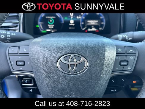 Used 2026 Toyota Camry XLE FWD image 26