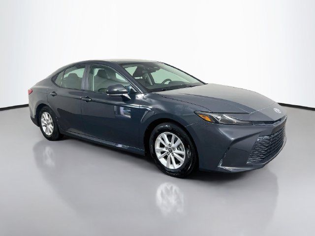 Used 2025 Toyota Camry LE FWD image 21