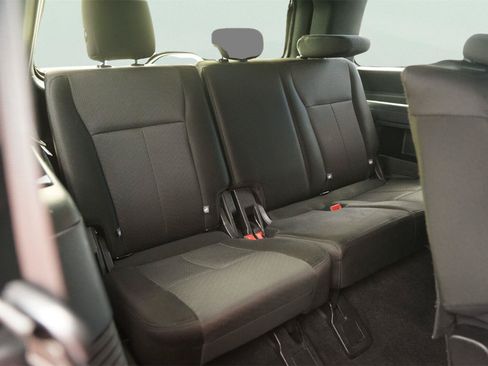 Used 2019 Ford Expedition XLT RWD image 15