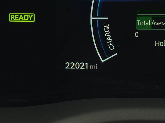 Certified 2025 Toyota Camry SE AWD/4WD image 10