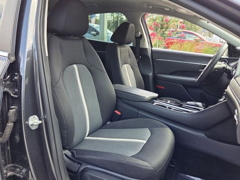 Used 2021 Hyundai Sonata SEL w/ Preferred Accessory Package FWD image 17