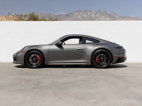 Certified 2023 Porsche 911 Carrera GTS RWD image 2