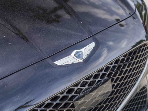 Used 2023 Genesis G70 2.0T w/ Sport Prestige Package image 3