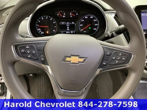 Used 2020 Chevrolet Malibu LT w/ Fleet LT Safety Plus Package image 16