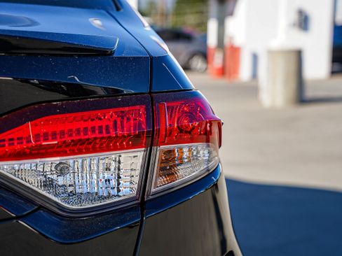 New 2026 Toyota Corolla SE FWD image 12