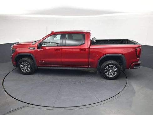 Used 2024 GMC Sierra 1500 AT4 w/ Technology Package AWD/4WD image 26