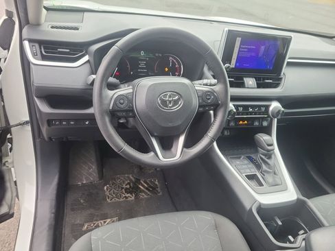 Used 2024 Toyota RAV4 XLE w/ Weather Package image 11