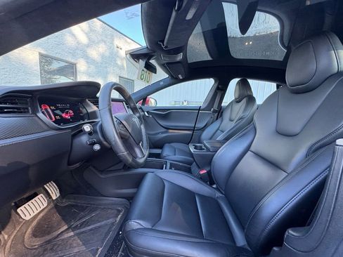 Used 2021 Tesla Model S Performance image 7