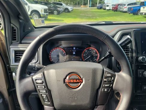 Used 2024 Nissan Titan PRO-4X w/ Pro-4x Convenience Package AWD/4WD image 23