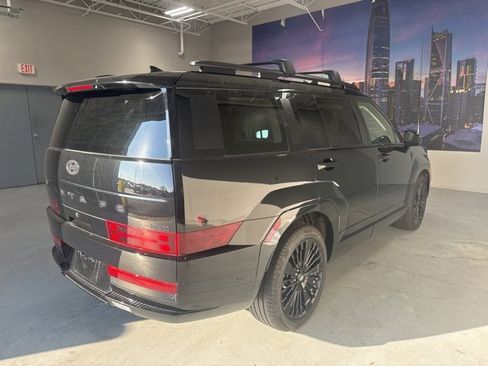 Used 2025 Hyundai Santa Fe Calligraphy image 5