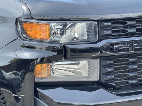 Used 2019 Chevrolet Silverado 1500 Custom Trail Boss w/ Custom Convenience Package AWD/4WD image 8