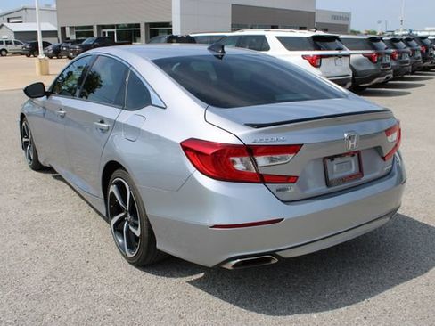 Used 2022 Honda Accord Sport image 8