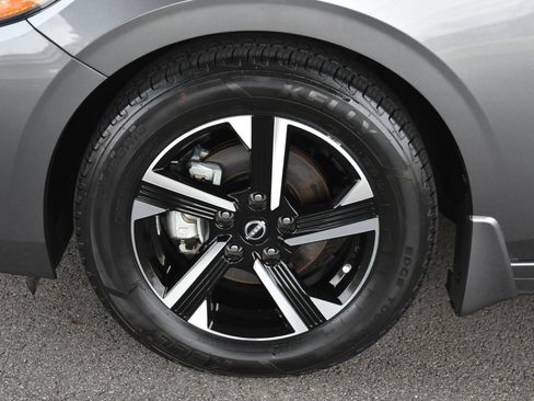 Used 2025 Nissan Sentra SV w/ Trunk Package FWD image 11
